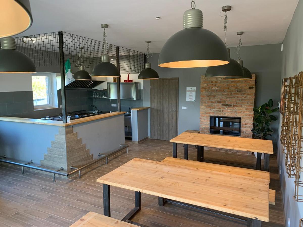 Szár Oeregtoelgy Apartman מראה חיצוני תמונה